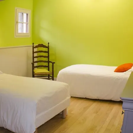 Maison Laia Πανσιόν