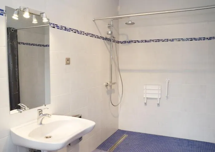 Maison Laia Uhart-Cize